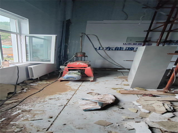 五常地基基础下沉墙体裂缝加固注浆顶升施工