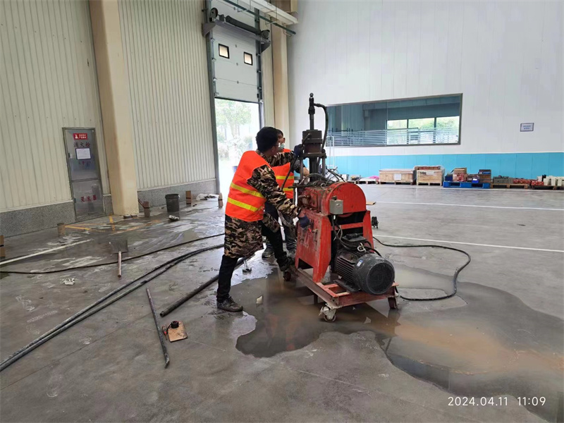 五常厂房地面下沉塌陷注浆加固施工